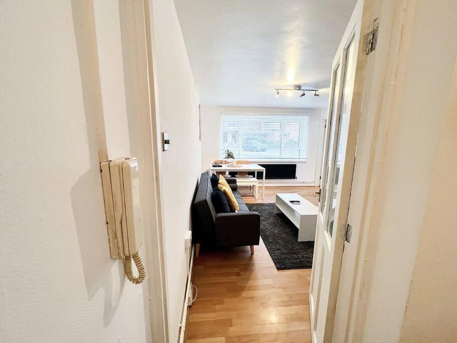 Cosy Croydon Apt Sleeps 5 Kültér fotó